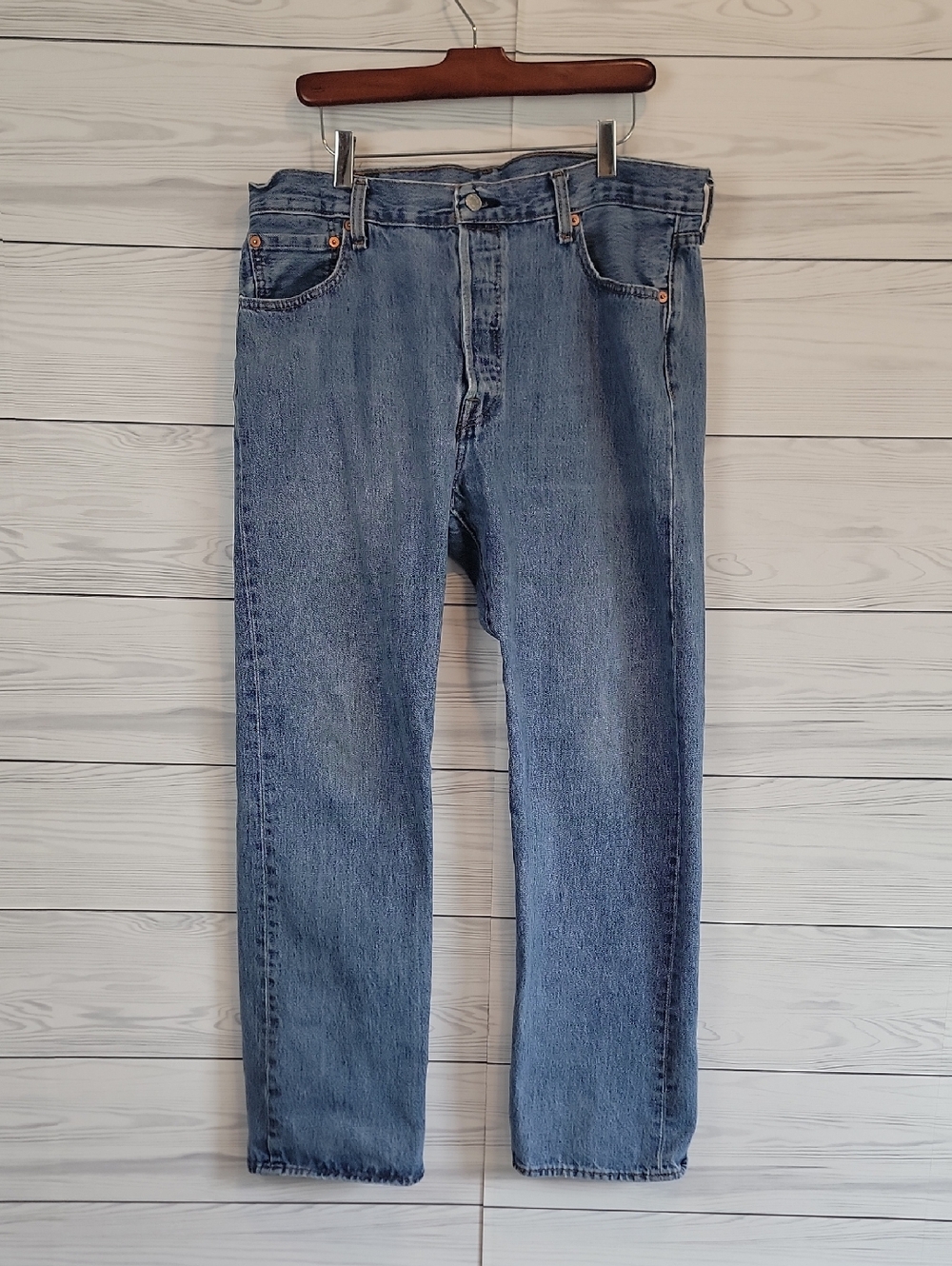 Levi's 501 Blue Denim Jeans Button-Fly Straight Leg Cotton Mens Size 36 X 32